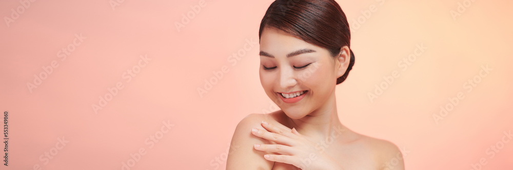 Obraz premium skincare and makeup concept beautiful asian female woman with healthy facial skin close up portrait studio shot