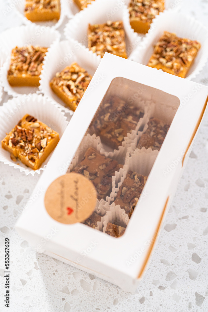Pumpkin spice fudge with pecans Pumpkin spice fudge with pecans