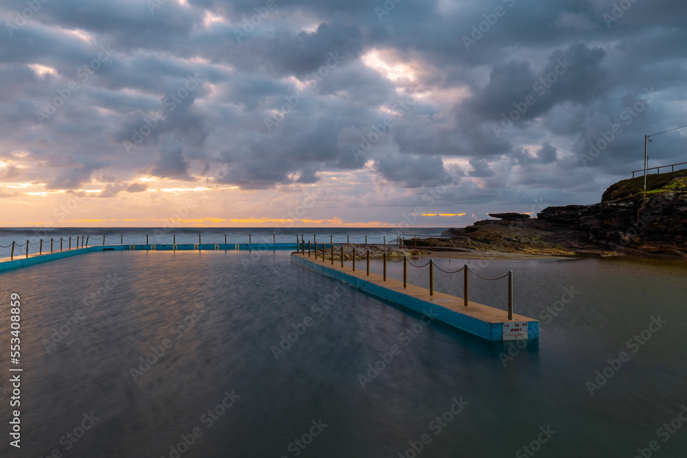 Obraz premium Morning view of Curl Curl Beach rock pool, Sydney, Australia.