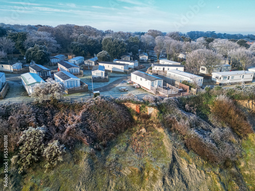 Cuadro en lienzo Drone view of seaside static caravans seen during mid winter