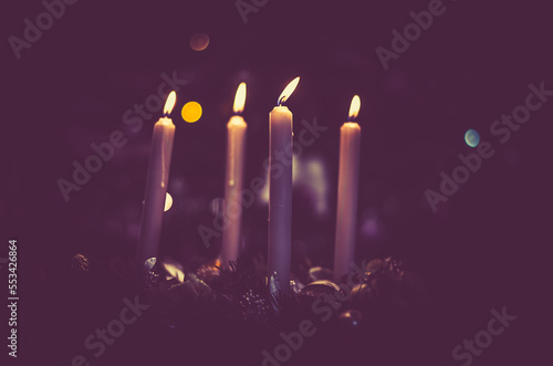 advent wreaths with 4 burning candles