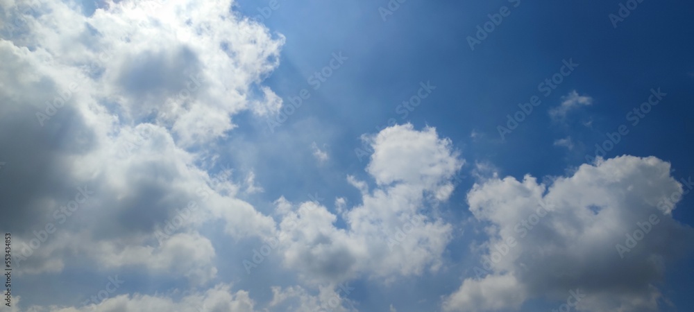 Beautiful white clouds in the sky. Beautiful white clouds in the sky.
