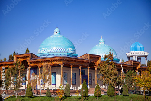 Tableau sur toile Memorial complex and park in memory of victims of political repression in Tashkent, Uzbekistan