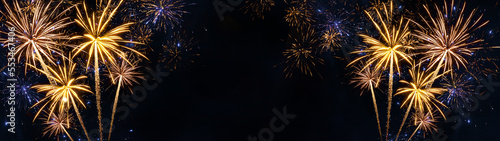 Sylvester  happy new year  new year s eve 2024 background banner - Golden firework fireworks pyrotechnics on dark black night sky