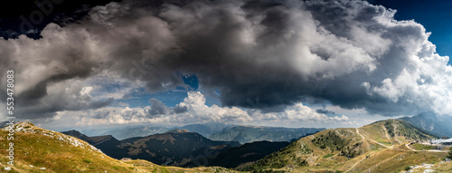 Obraz na płótnie Mount Baldo (Monte Baldo) panorama wiev,Panorama of the gorgeous Garda lake surrounded by mountains w salonie
