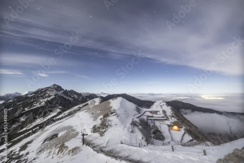 Japanese mountain Timelapse at night with sea of clouds 4