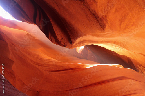 antelope canyon: sparkling dust