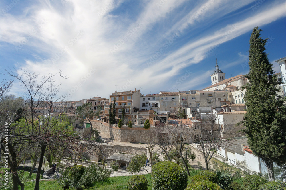 Views of the medieval village of Colmenar de Oreja in its lower area where there is a park in which to relax and enjoy the views. Spain