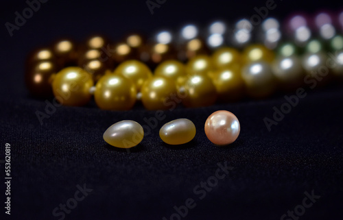 pearl, fashion, necklace, jewelry, yellow, gem, closeup