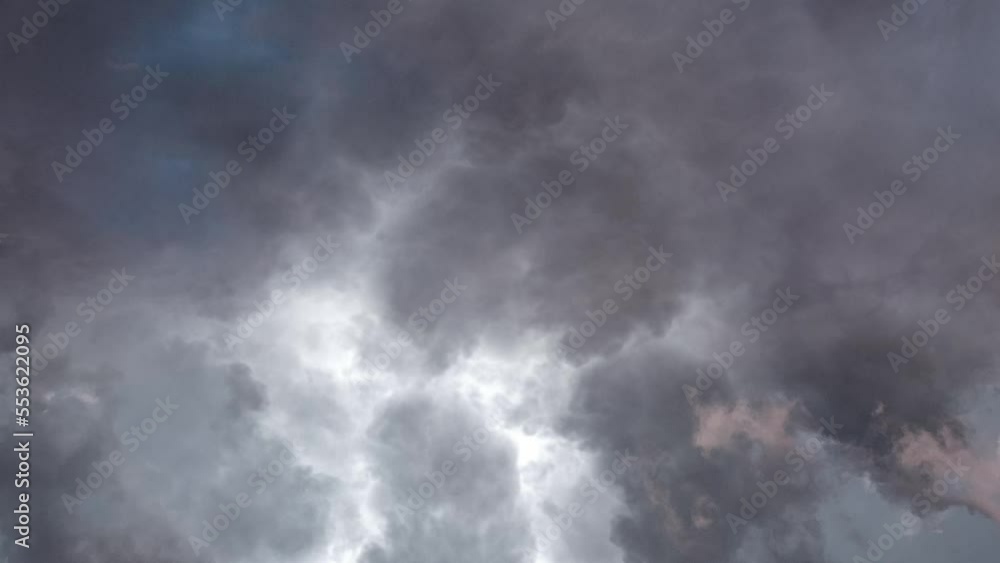 view enters dark cloud and storm conditions. view enters dark cloud and storm conditions.