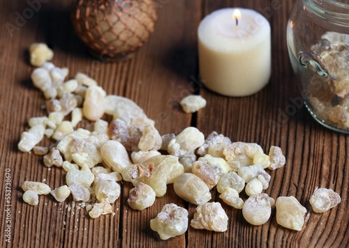 Aromatic resin from Boswellia sacra tree. High quality frankincense resin from Oman is used for used for religious rites, perfumes and healing effects.