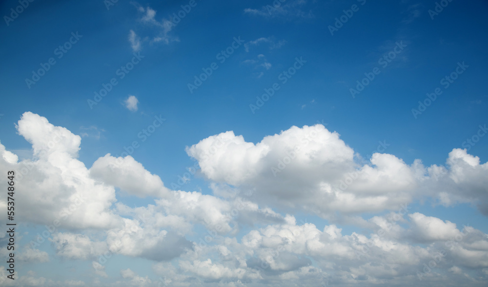 Fototapeta premium White clouds and blue sky for background