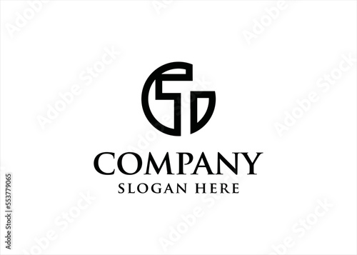 T logo design simple line art style