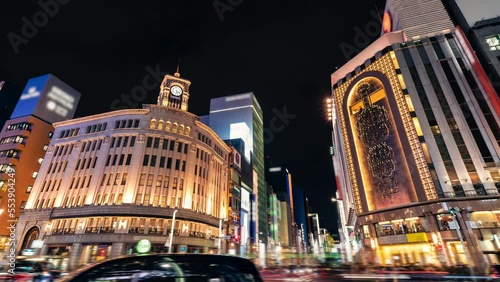 ライトアップされた銀座四丁目の夜景・タイムラプス（2022年12月）