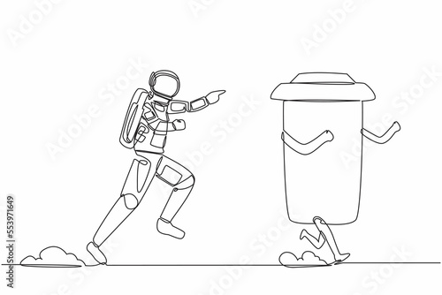 Single continuous line drawing young astronaut run chasing paper cup in moon surface. Recycling waste treatment in outer space. Cosmic galaxy space concept. One line graphic design vector illustration