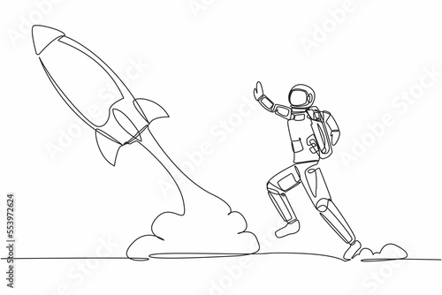 Continuous one line drawing young astronaut run chasing rocket take off in moon surface. Left behind departure back to earth. Cosmonaut outer space concept. Single line draw design vector illustration