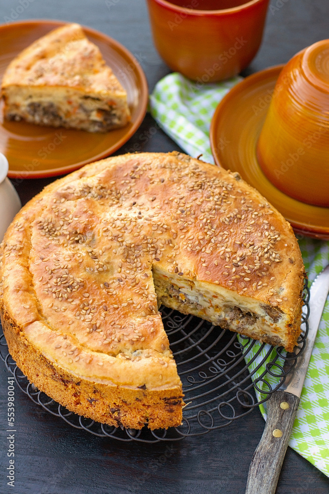 Savoury cake stuffed with cabbage, meat and carrots Savoury cake stuffed with cabbage, meat and carrots
