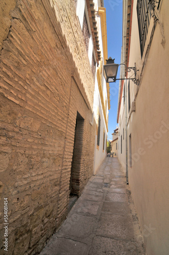 Streets of the old town of Kordoba, Spain © robnaw