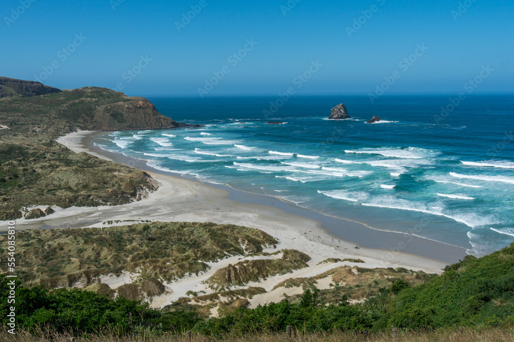 Einsame Küste und Strand auf der Südinsel Neuseelands.