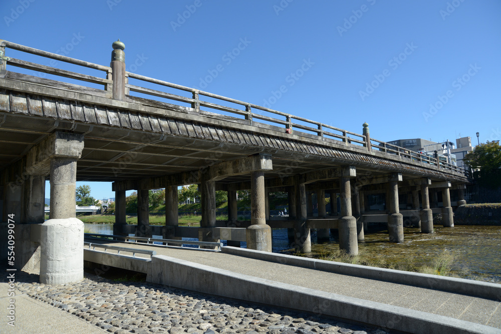 三条大橋　京都市東山区鴨川