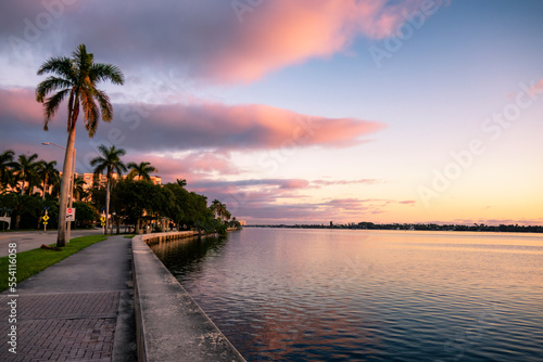 Sunrise in Palm Beach, Florida, USA © Rob