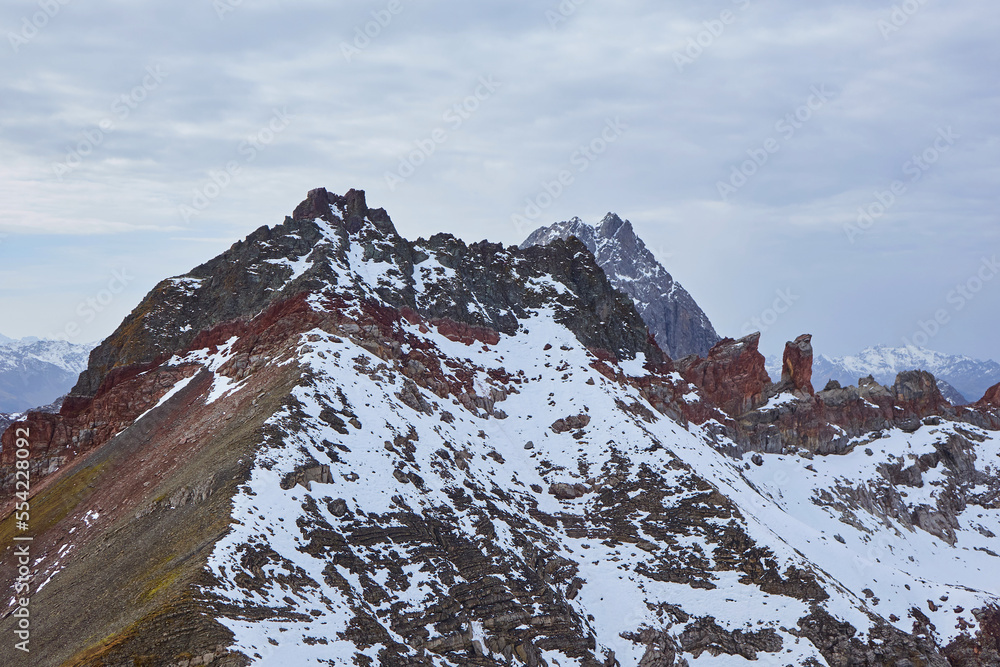 Fallenbacher Turm 2704m und Vorderseespitze (2889m). 