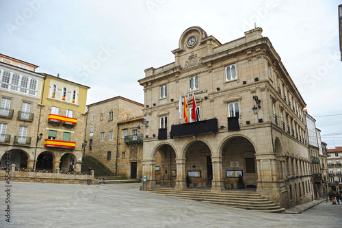 Ayuntamiento (Casa do Concello) en la Plaza Mayor (Praza Maior) de Ourense, Ourense, Galicia, España. Ourense es una ciudad del Camino de Santiago - Vía de la Plata.