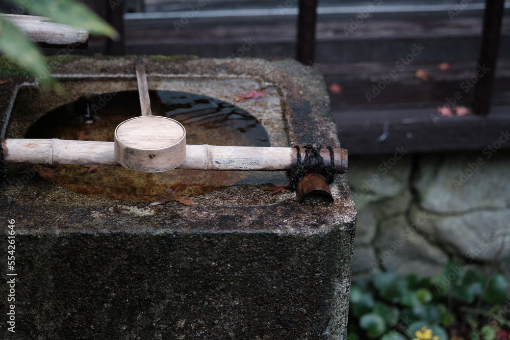 手桶と水場 手桶と水場