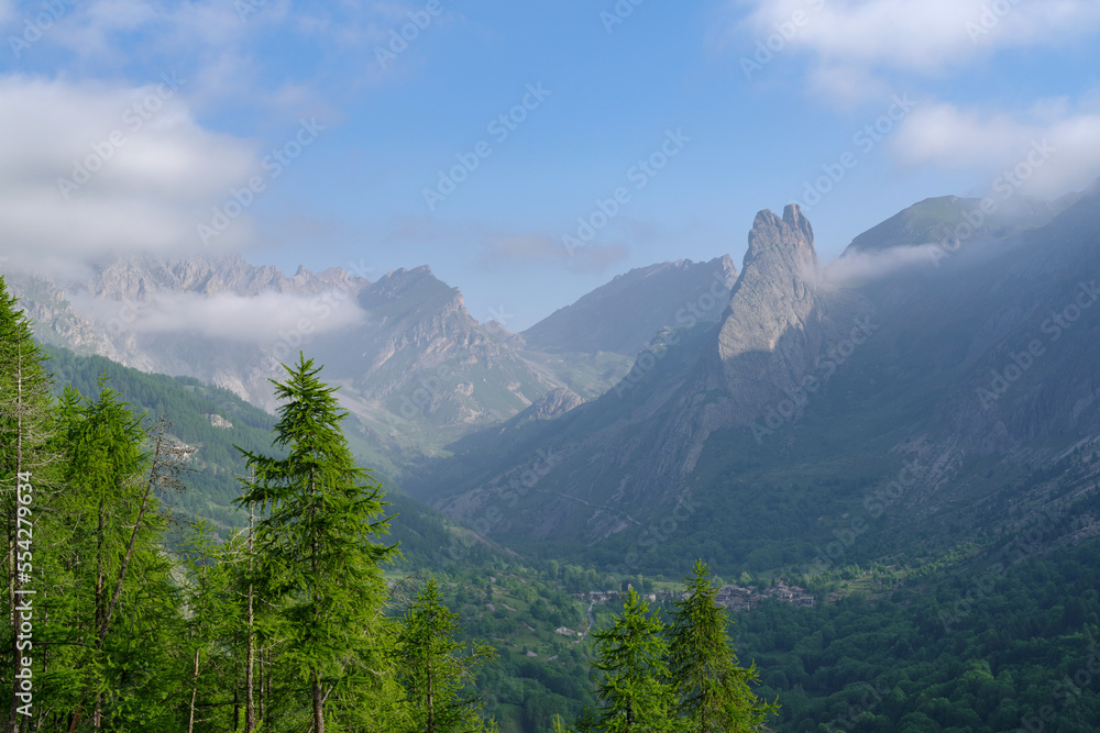 Obraz premium Scenic Alpine landscape in Maira valley, Italian Cottian Alps, Piedmont region