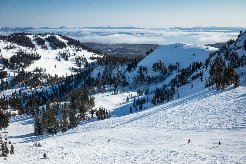 View from the top of the Summit chairlift at Alpine Meadows, now part of Alterra's Palisades Tahoe property, which also includes Olympic Valley. - obrazy, fototapety, plakaty 