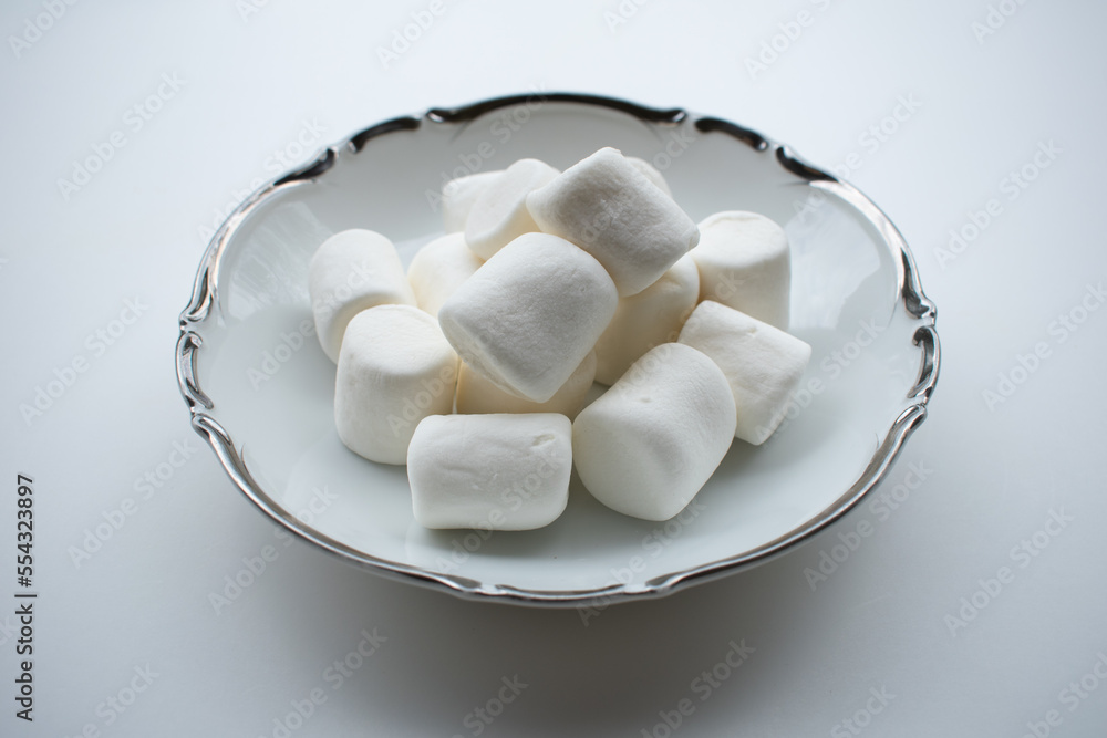 Pile of marshmallows in pretty bowl Pile of marshmallows in pretty bowl