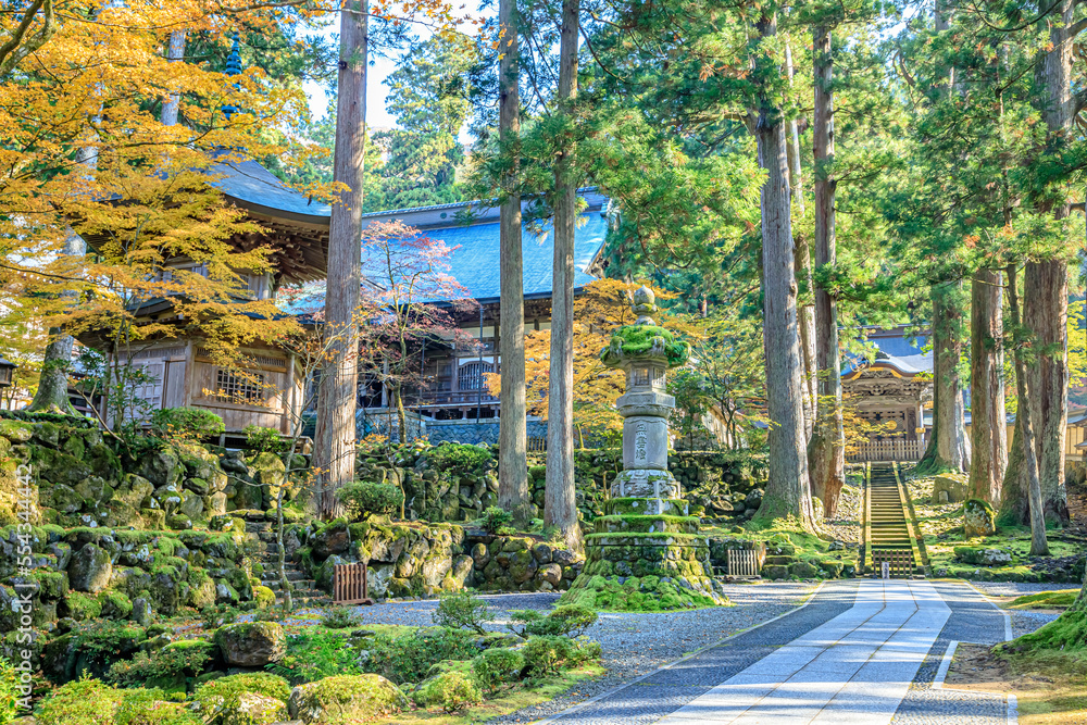 秋の永平寺 福井県吉田郡 Eiheiji Temple in autumn. Fukui Prefecture, Yoshida-gun. 秋の永平寺 福井県吉田郡 Eiheiji Temple in autumn. Fukui Prefecture, Yoshida-gun.