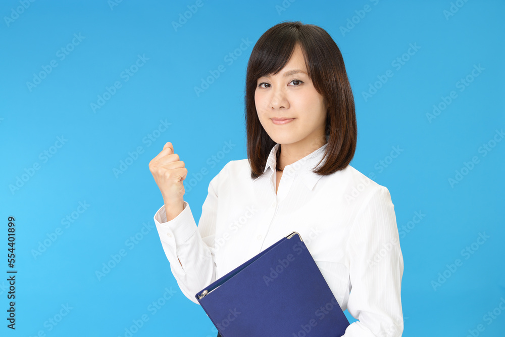 笑顔のビジネスウーマン