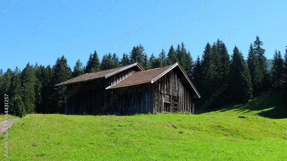 Altes Holzhaus in Oberallgäu Bayrische Alpen Altes Holzhaus in Oberallgäu Bayrische Alpen