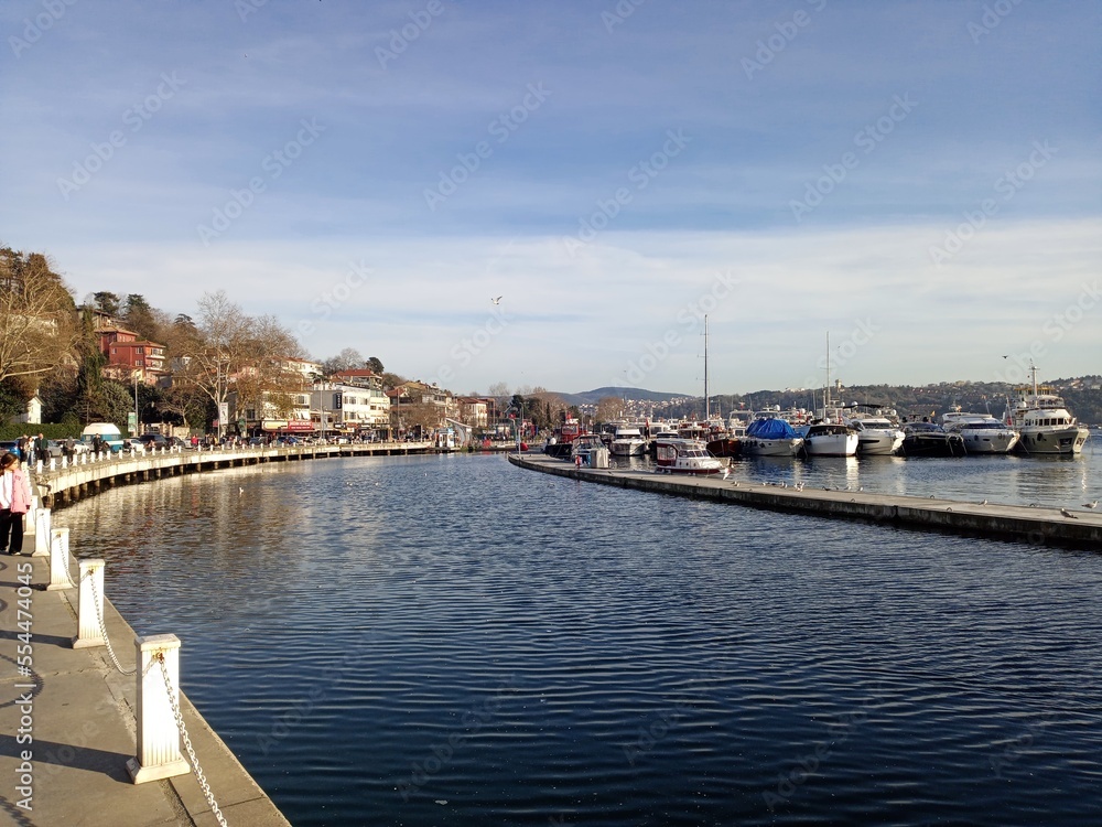 Obraz premium boats in harbour