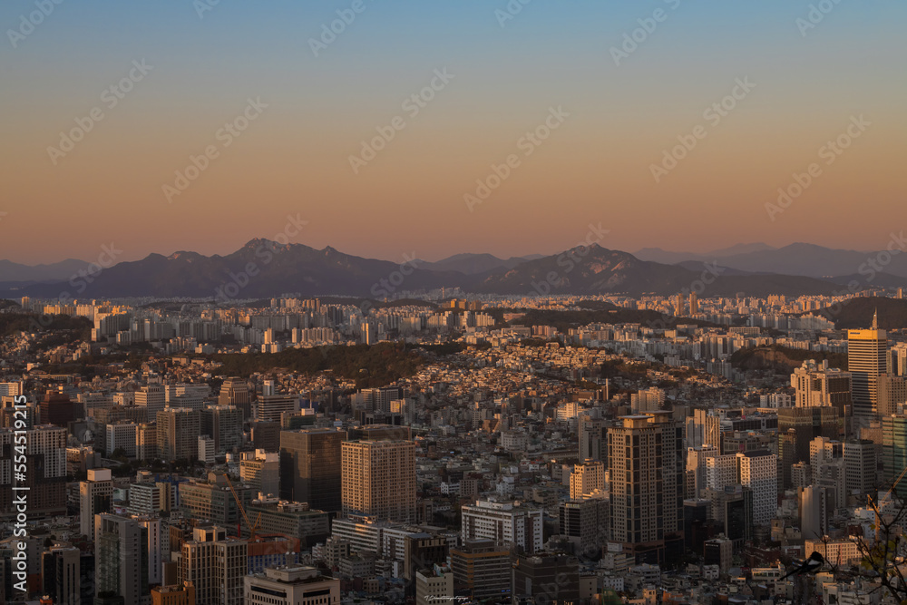 city at sunset in Seoul