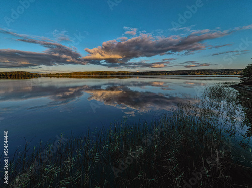Wallpaper Mural Lake Lygnern Torontodigital.ca