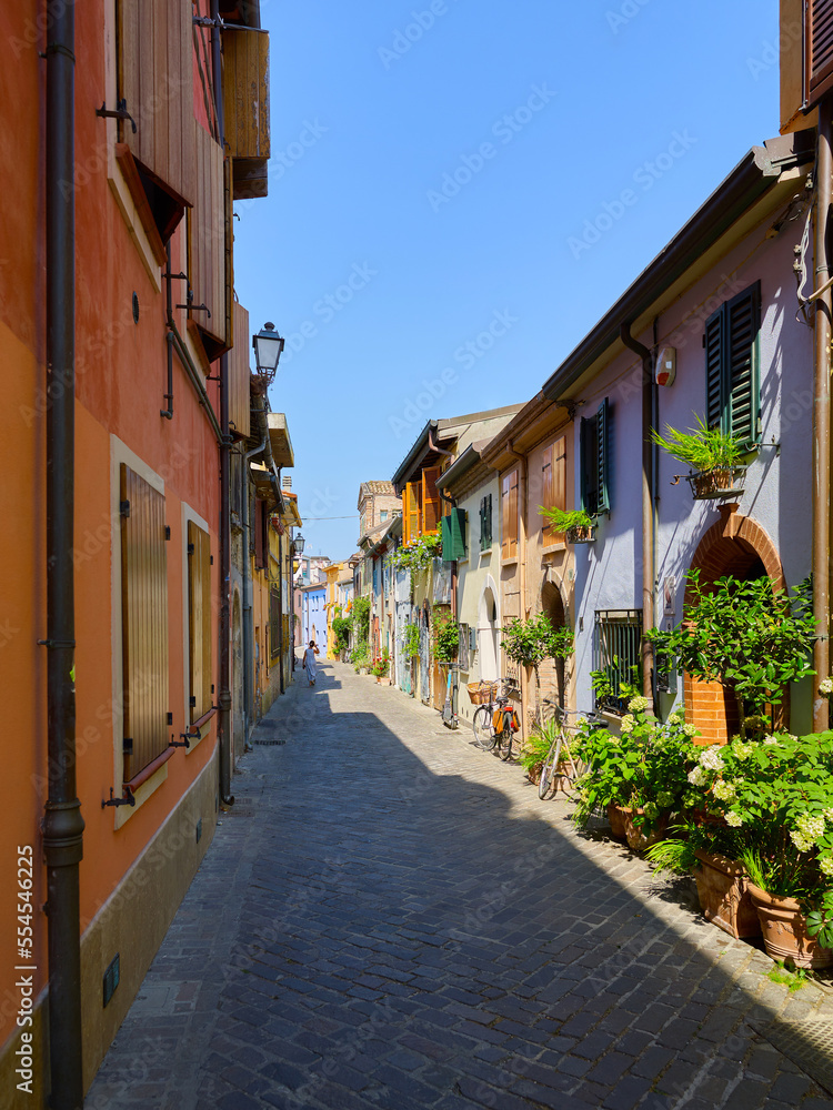 narrow streets of rimini city