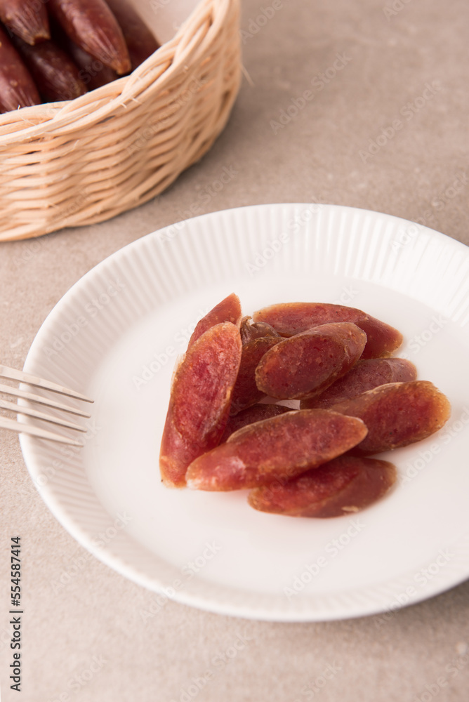 Chinese pork sausage or lap chiong or lap cheong, is a dry sausage with a sweet but savory and fatty taste. Can be used as an additional ingredient for Chinese food