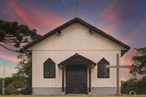 Fotografi Churchin the District of Faxinal do Ceu, in state of Parana, south of Brazil