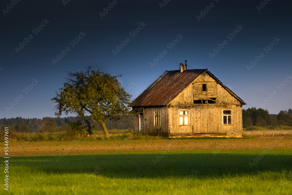 Obraz premium Stara Drewniana Chata -Podlasie