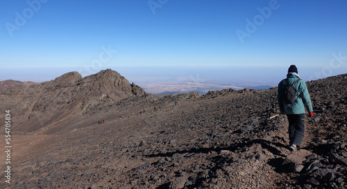 La grande traversée de l’Atlas au Maroc, 18 jours de marche. Ascension du Toubkal (4167m), plus haut sommet de l'Afrique du nord