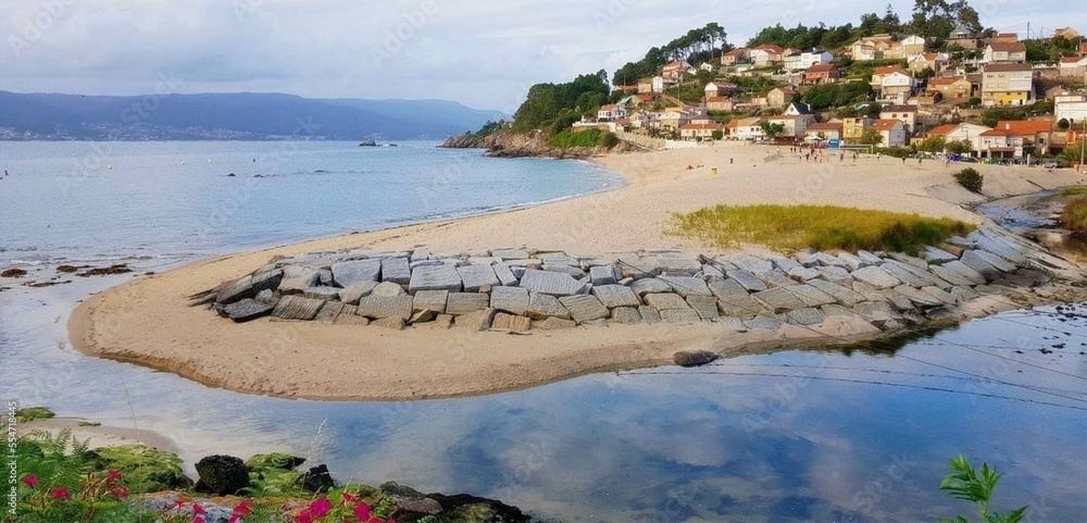 Playa de Loira en Marín, Galicia