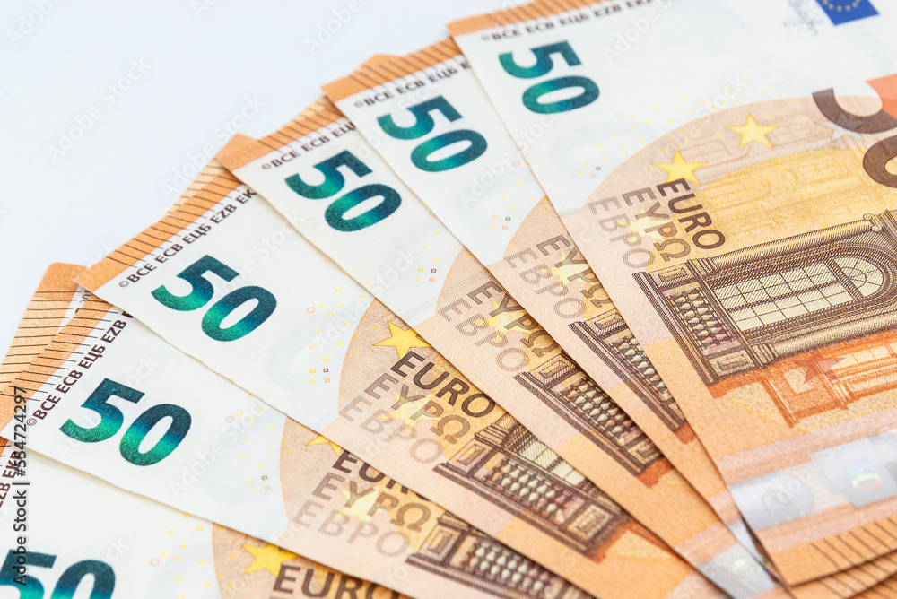 Billetes de 50 cincuenta euros en abanico para fotografías de economía. Billetes de 50 cincuenta euros en abanico para fotografías de economía.
