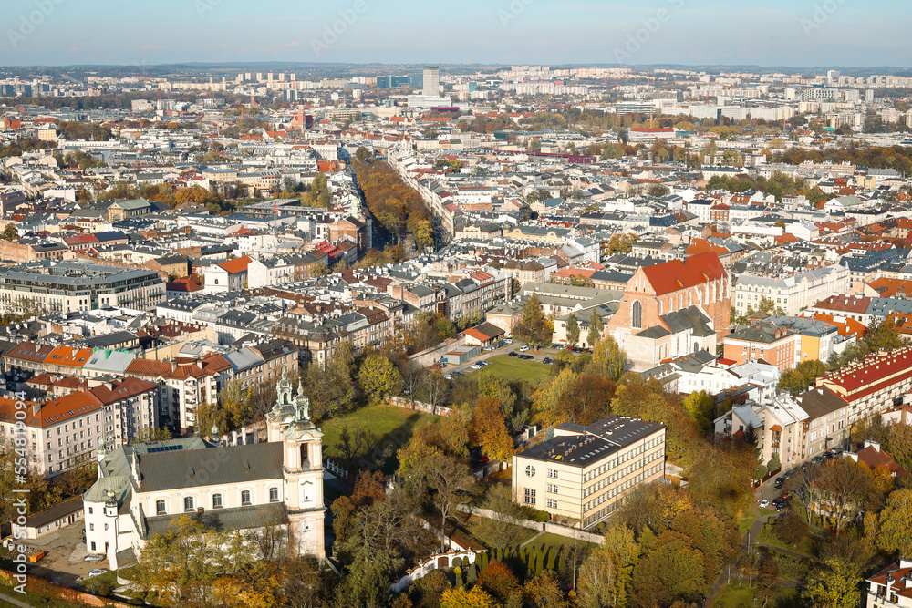 Fototapeta premium Krakow panorama city view of Wawel Royal Castle