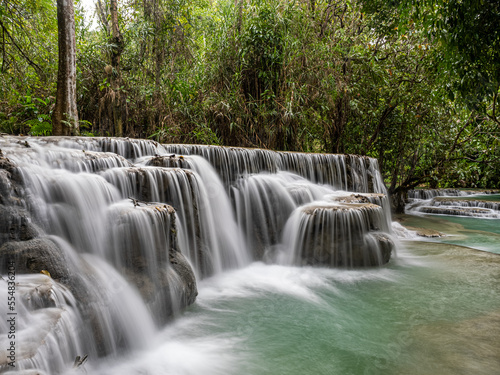 Kuang-Si-Wasserfall © Peter