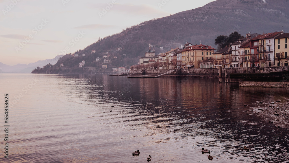 Cannobio am Lago Maggiore in Italien im Winter.