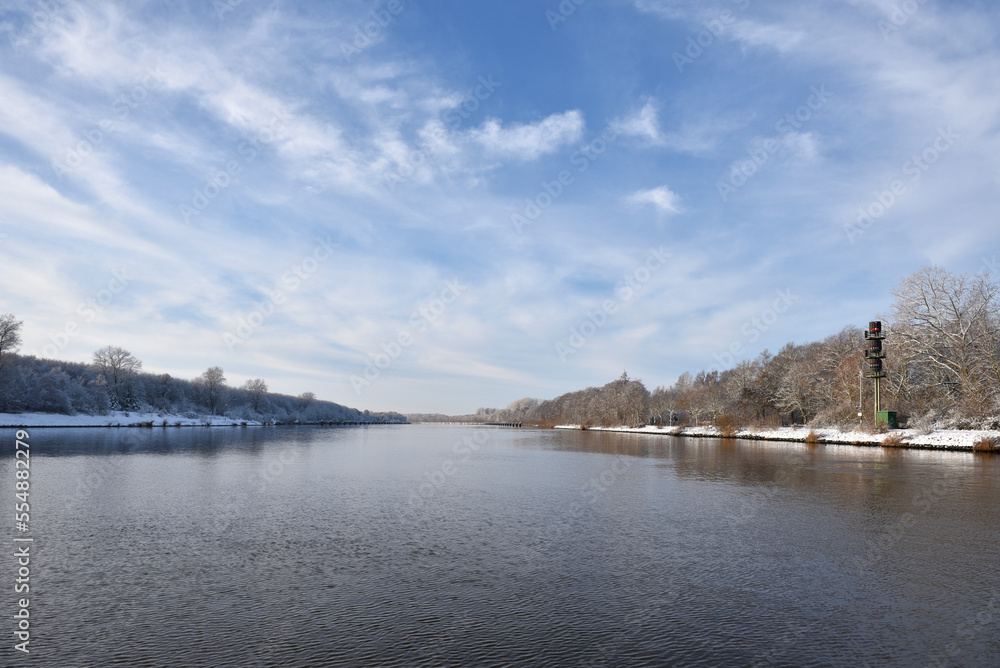 Nord-Ostsee-Kanal im Winter 