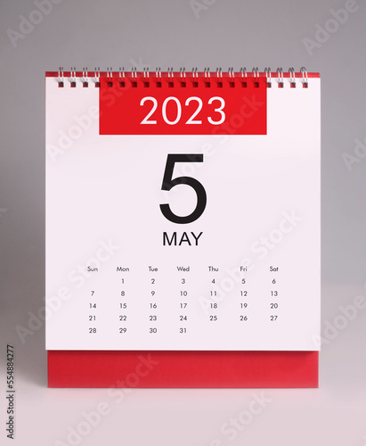 Simple desk calendar 2023 - May