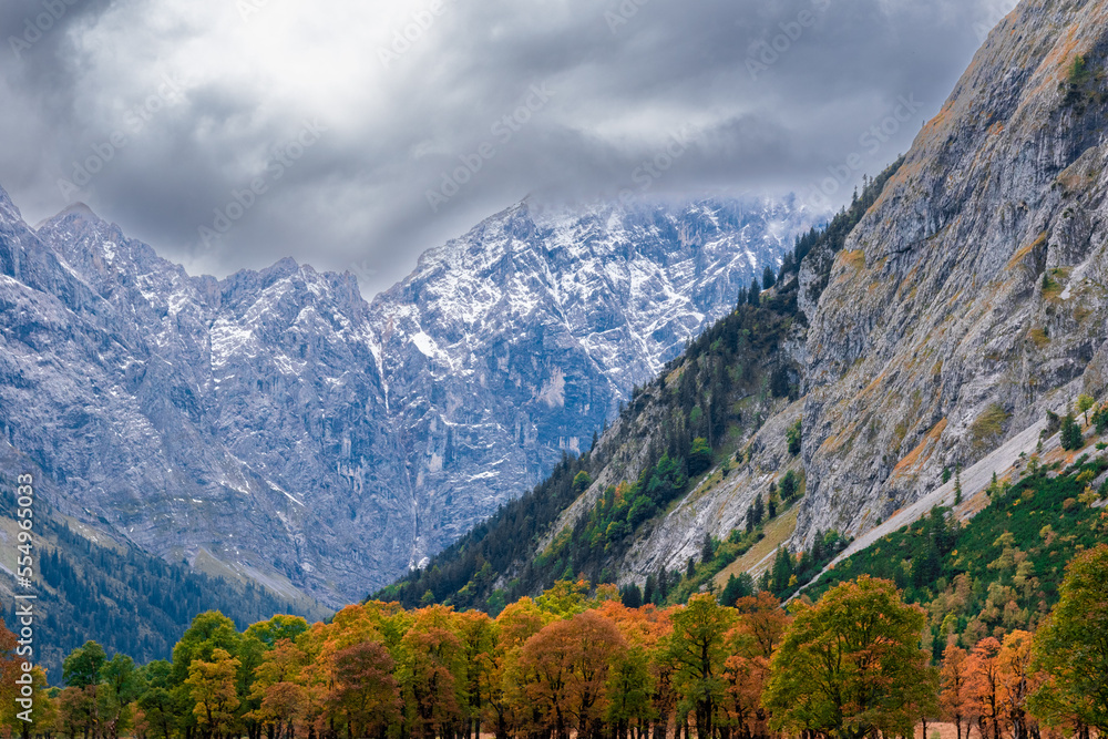 autumn in the Karwendel Range (Ahornboden/Eng Valley, Tyrol, Austria)